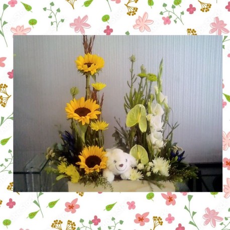 Local is Lekka - Sunflower & Teddy Arrangement